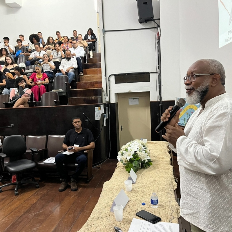 Hospital Universitário da UFBA promoveu simpósio sobre atendimento à saúde mental da população negra no SUS