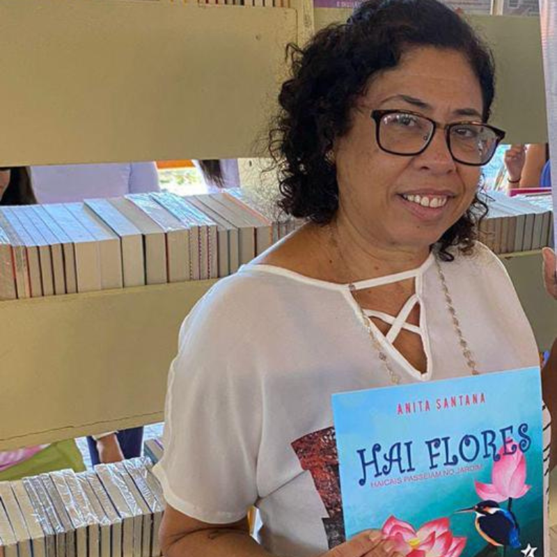 Hai Flores: Livro de poemas para crianças é lançado na Fligê
