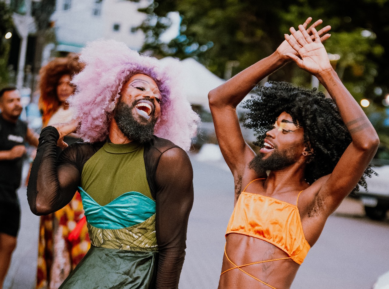 Projeto movimenta arte drag queen negra de Salvador