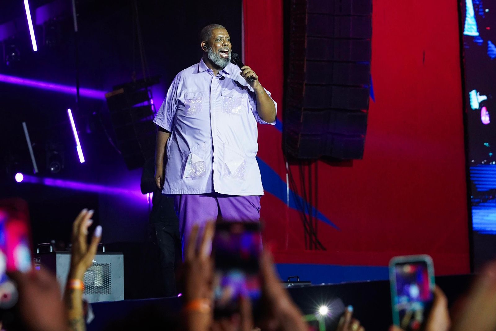 Péricles lota Arena Fonte Nova em Salvador com o Pagode do Pericão