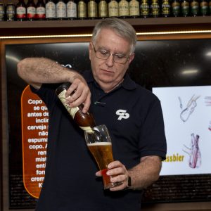 Grupo Petrópolis lança série sobre “Mundo da Cerveja”