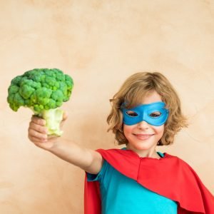 Nutricionista explica como fortalecer a imunidade das crianças contra viroses